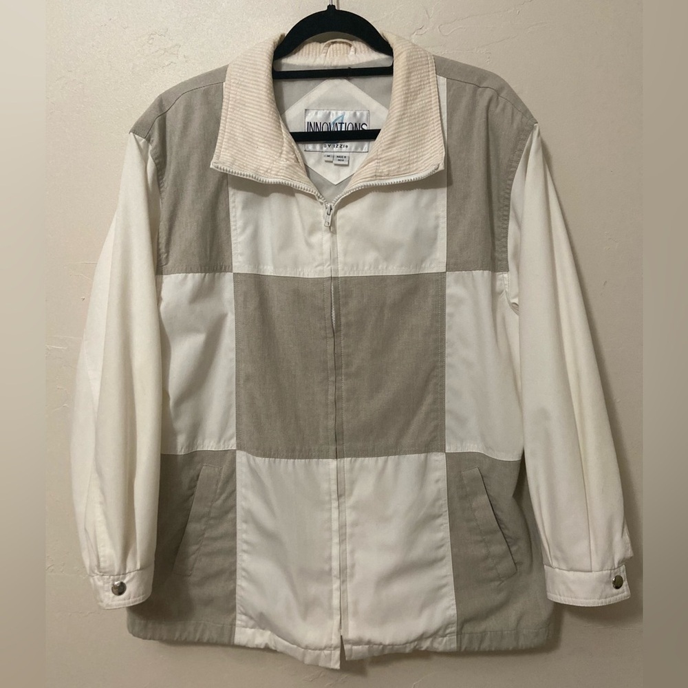 Innovations By Izzi~Neutral~Color Block~Windbreaker~Jacket~Zipper Closure~Size M